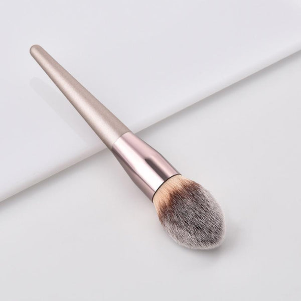 C - New Women's Fashion Brushes 1PC Wooden Foundation Cosmetic Eyebrow Eyeshadow Brush Makeup Brush Sets Tools  Pincel Maquiagem