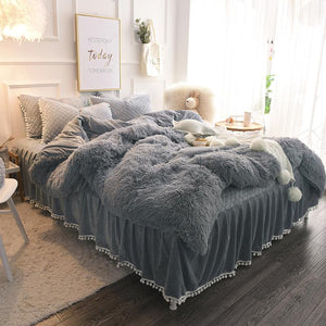 Famvotar Chic Faux Fur Shaggy Bedding Set Full 4 Pcs Set ( 1 Comforter Cover+1 Ruffle Quilted Bedskirt +2 Pillow Shams) Velvet