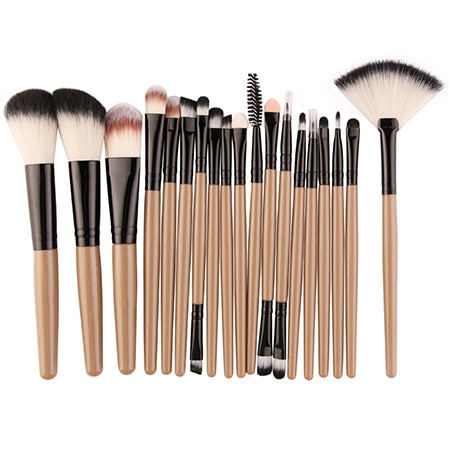 6 - MAANGE 15/18 Pcs Professional Makeup Brushes Set Comestic Powder Foundation Blush Eyeshadow Eyeliner Lip Make up Brush Tools