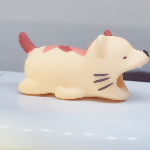 cat - 1pcs kawaii Cable Bite Animal iphone Protector Shaped Winder Dog Bite Phone Accessory Prank Toy Funny